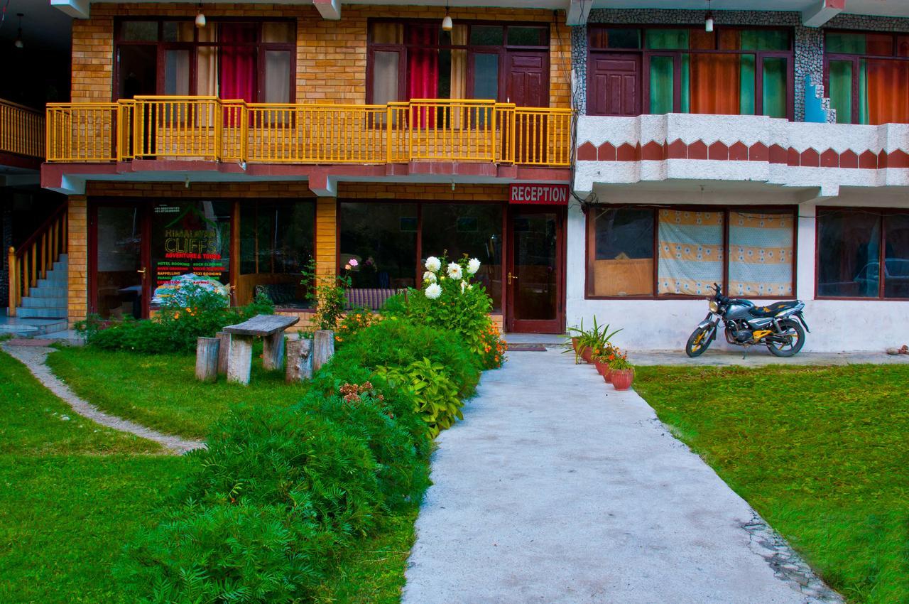Himalayan Riverside Resort, Manali Exterior foto